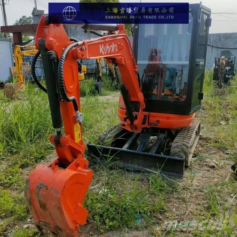Kubota U 20 Верижен екскаватор