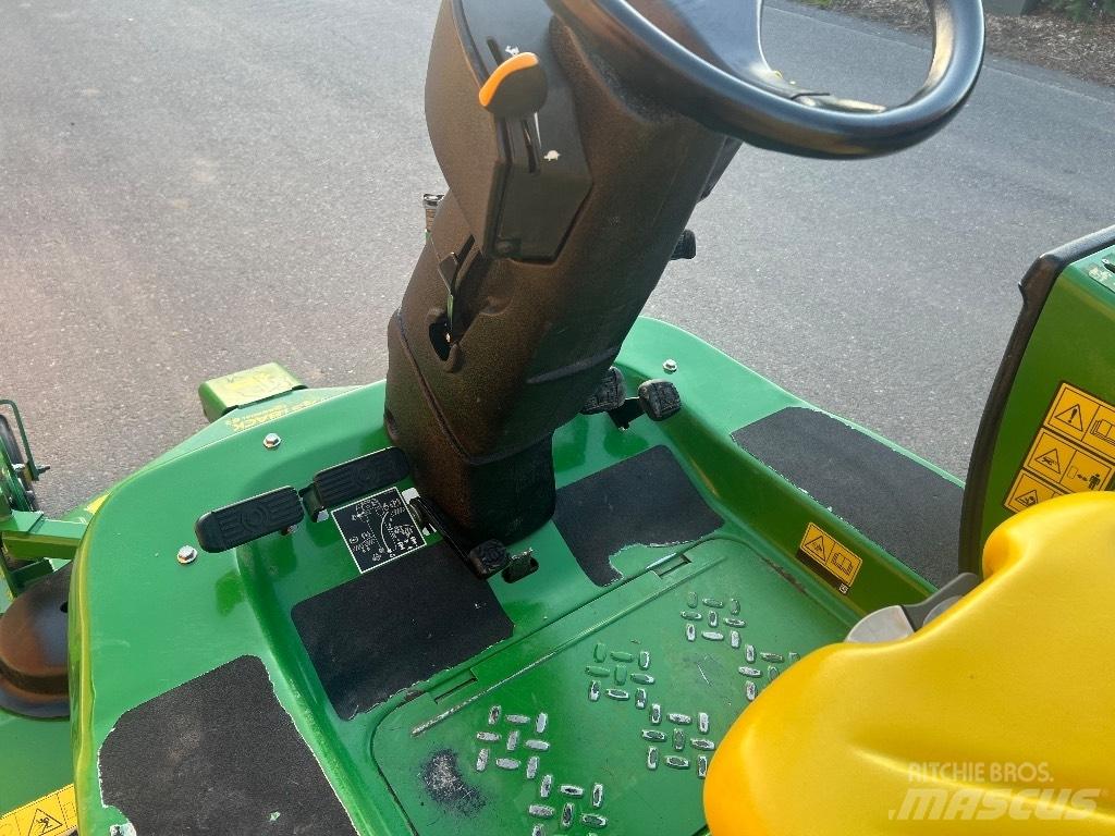 John Deere 1550 Тракторни косачки