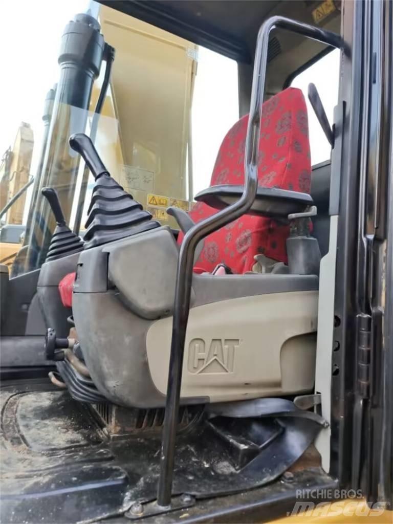 CAT 323 GC Верижен екскаватор