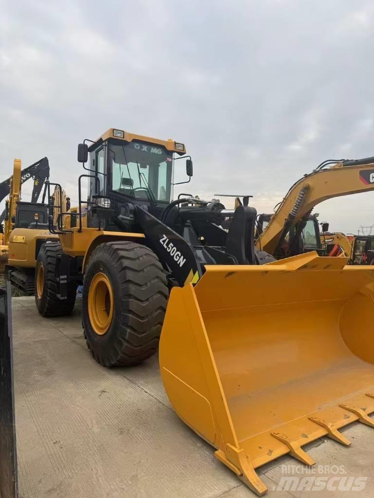 XCMG ZL 50 GN Колесни товарачи