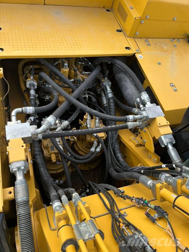 CAT 352-07A Верижен екскаватор