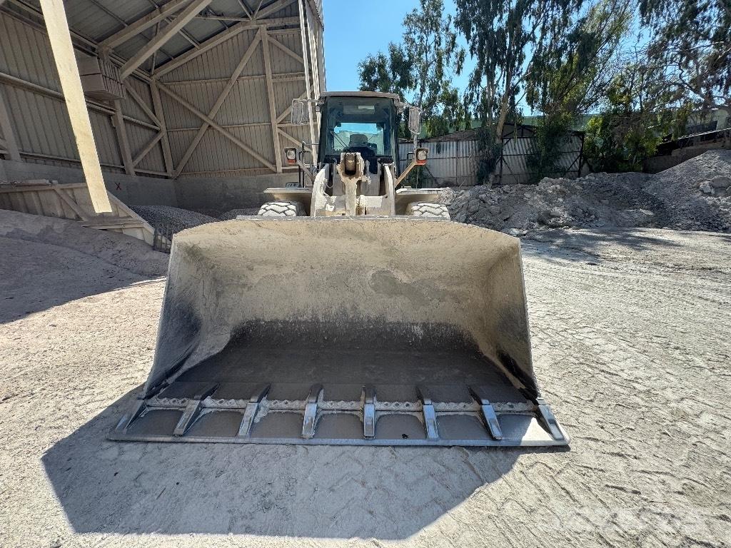 CAT 950 H Колесни товарачи