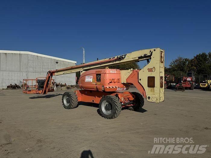JLG 800AJ Съчленени стрелови подемници