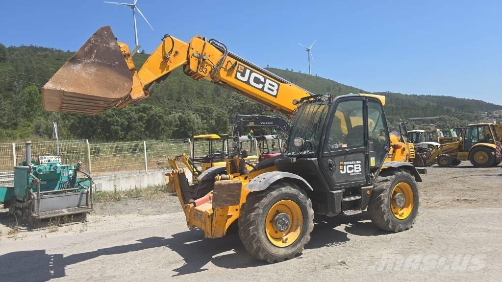 JCB 540-140 Телескопични товарачи