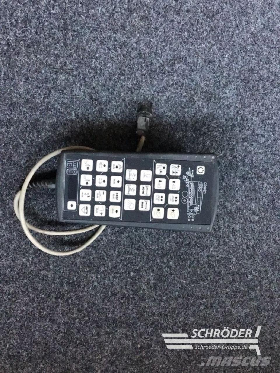 Fendt - Самотаварещи ремаркета