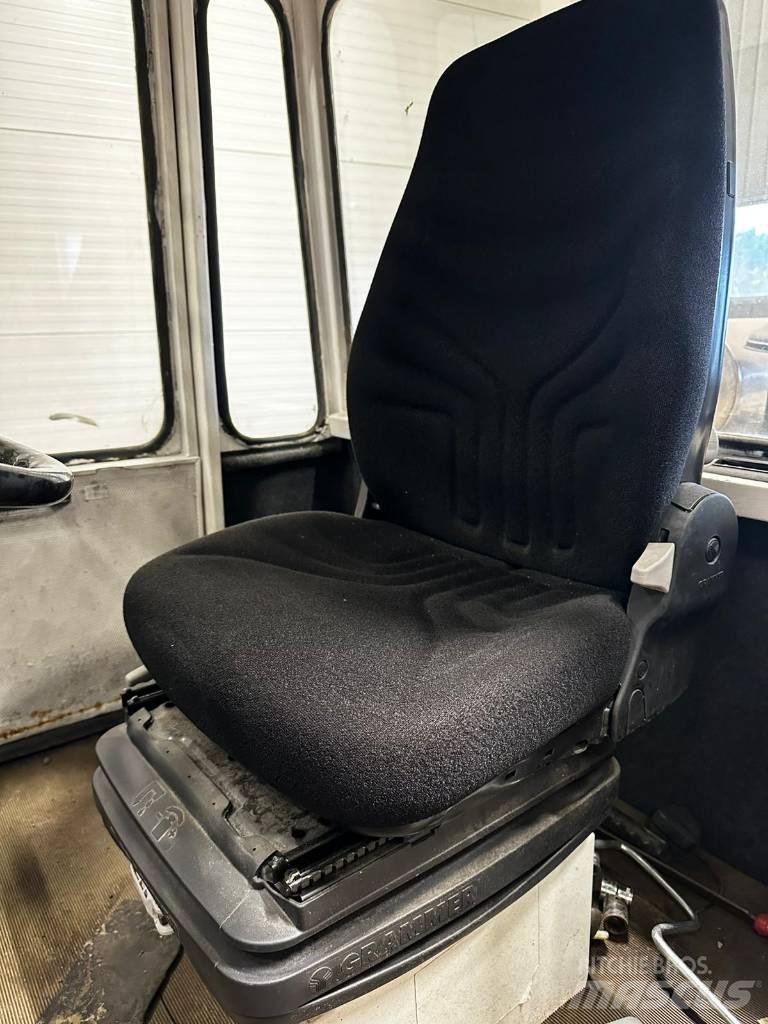Svetruck 1260-32 Дизелови камиони