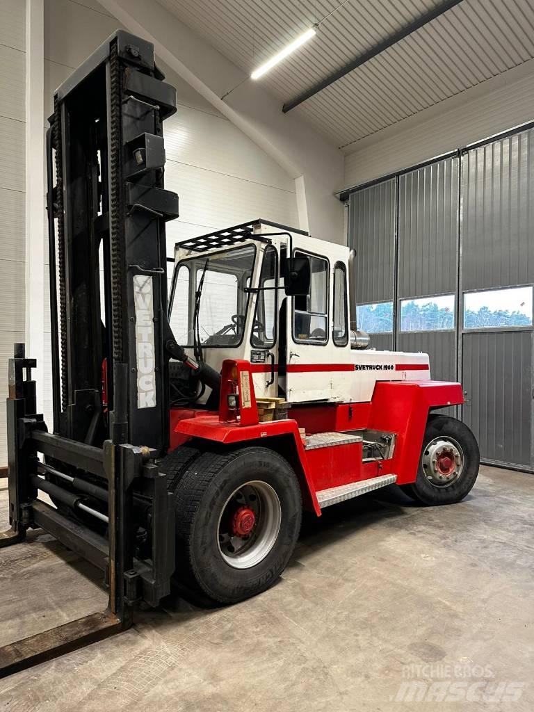 Svetruck 1260-32 Дизелови камиони