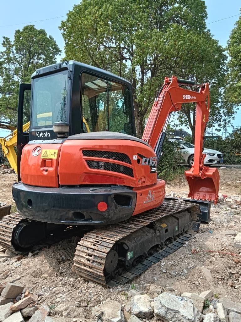 Kubota KX 165 Средни екскаватори 7т - 12т