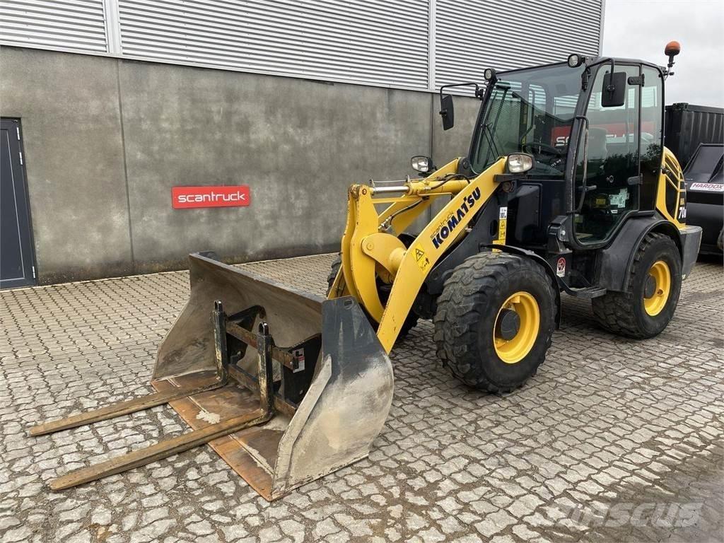Komatsu WA70M-8EO Многофункционални товарачи