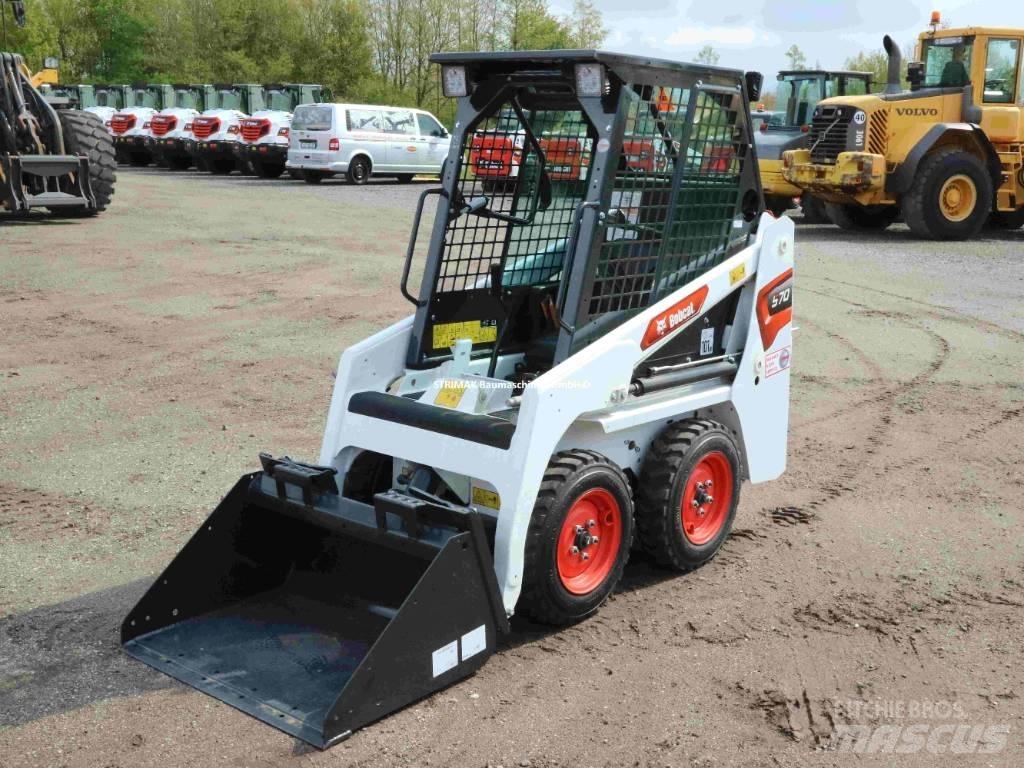 Bobcat S70 Мини товарачи
