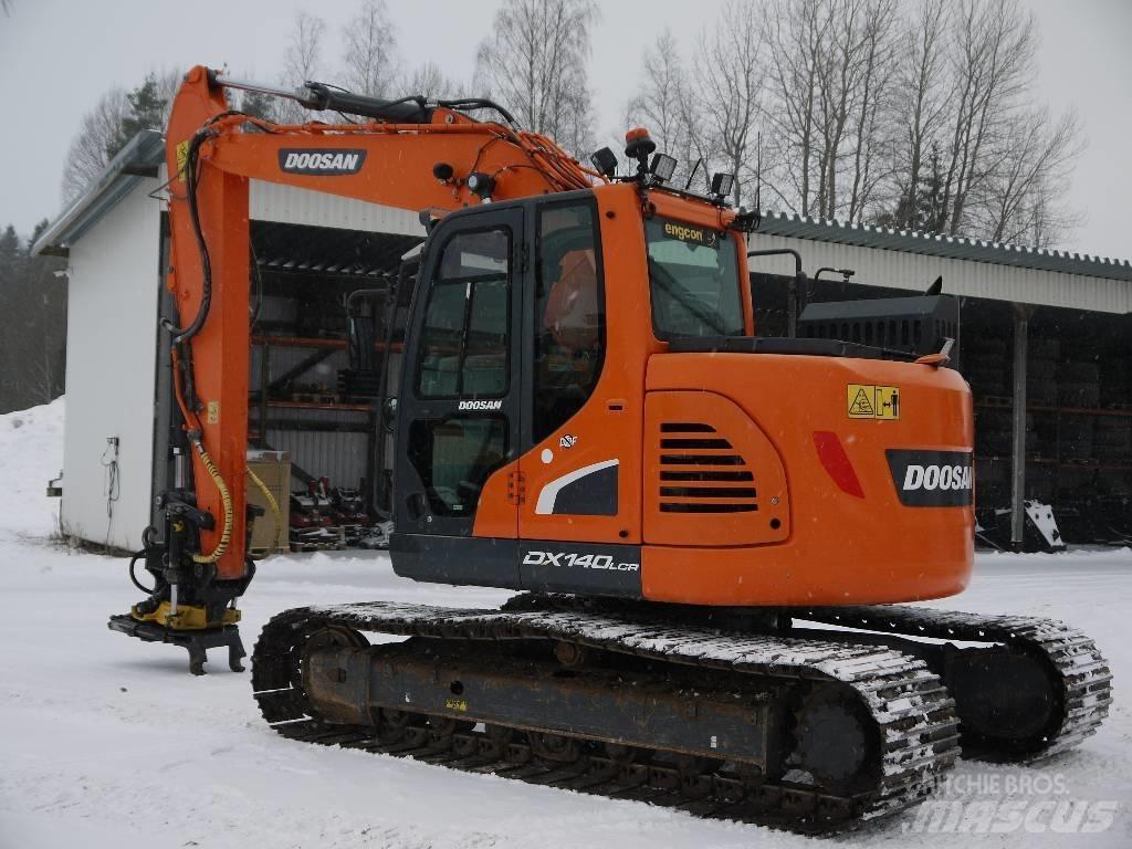 Doosan DX 140 LCR-5 Верижен екскаватор