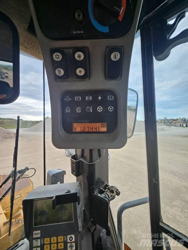CAT 950 H Колесни товарачи