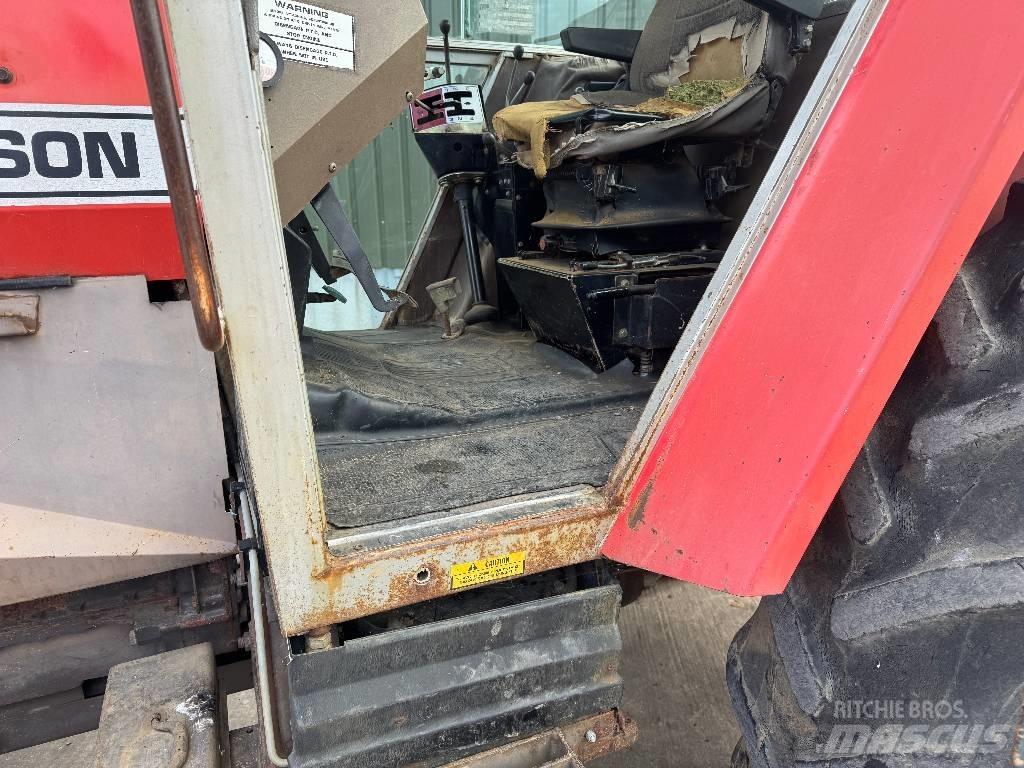 Massey Ferguson 2720 Трактори