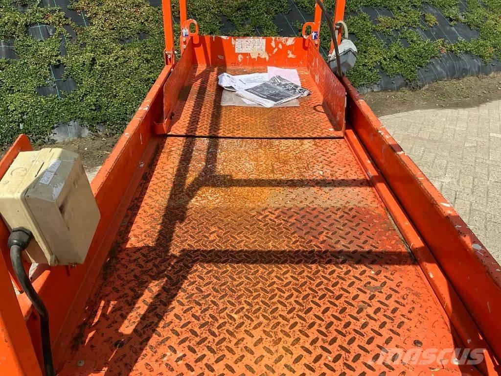 SkyJack SJ III 3219 Ножични работни платформи