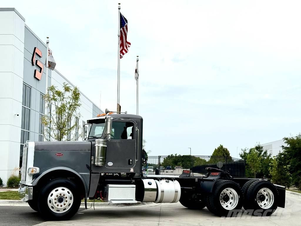 Peterbilt 389 Влекачи