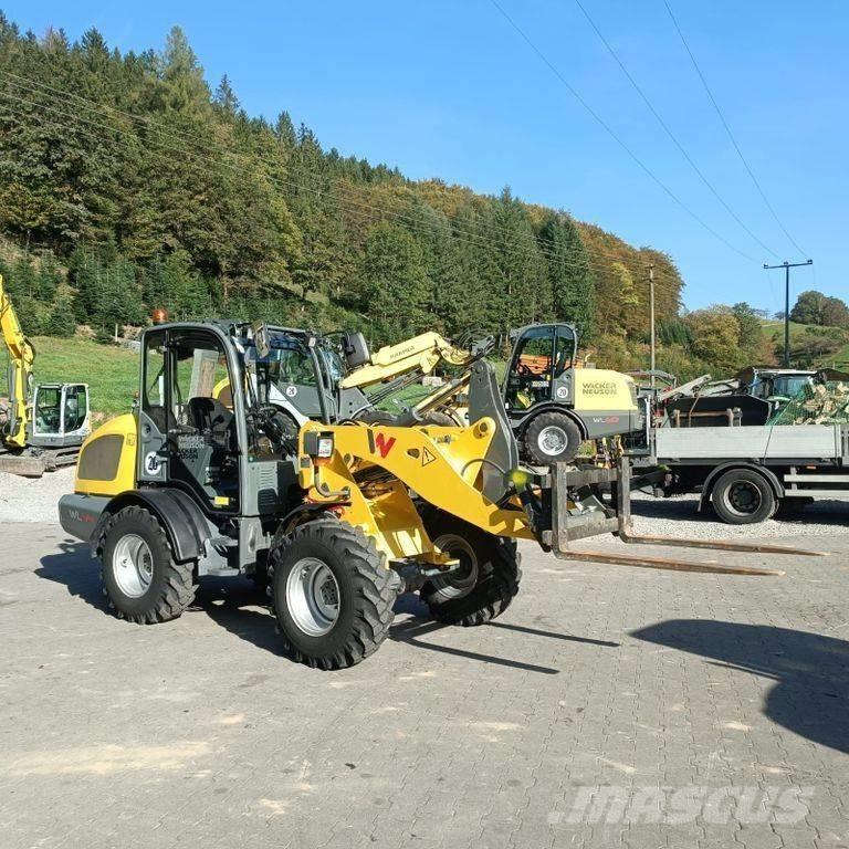 Wacker Neuson WL 44 Колесни товарачи