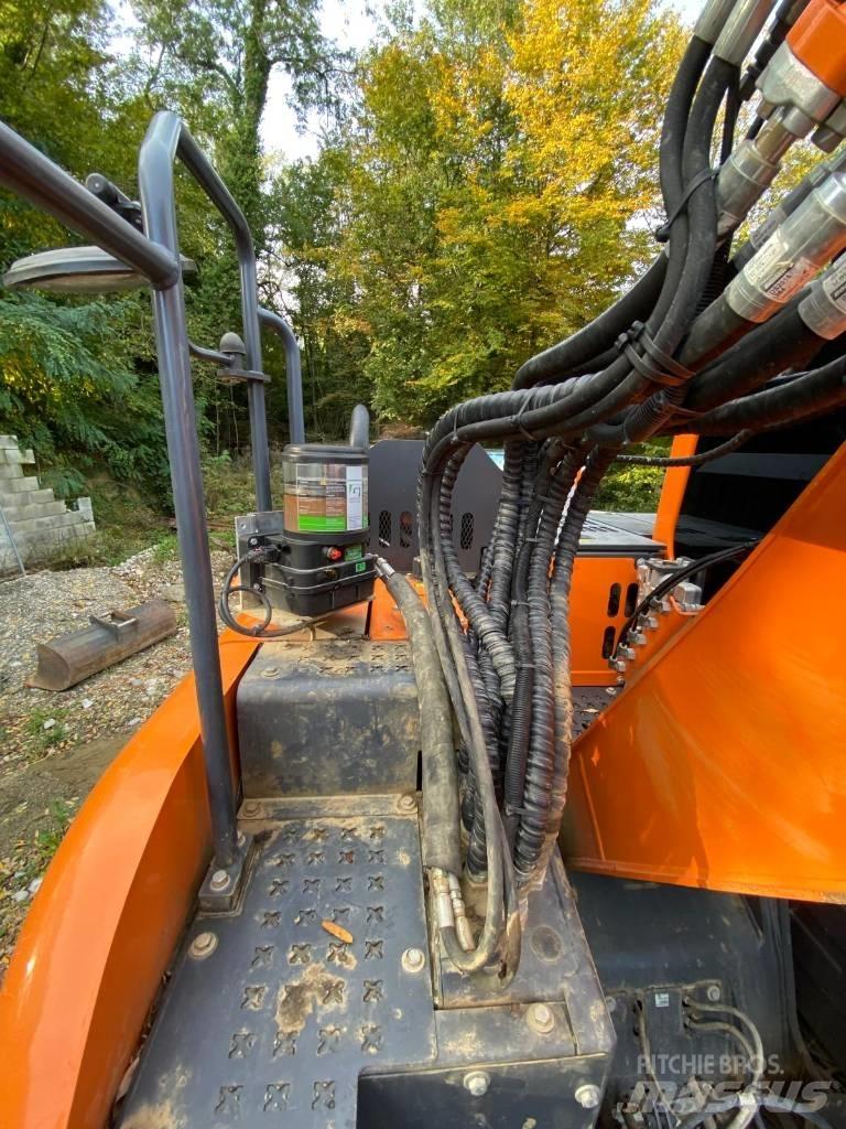 Doosan DX 140 LCR-5 Верижен екскаватор