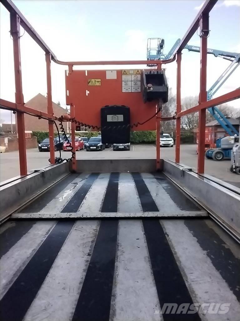 JLG 2646 ES Ножични работни платформи