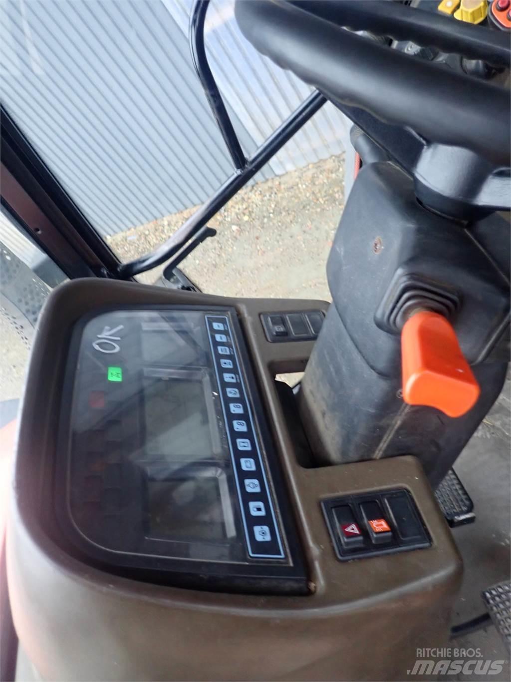 New Holland M115 Трактори