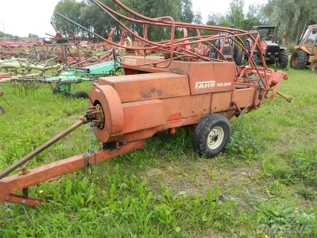 Deutz-Fahr HD300 Балопреси квадратни
