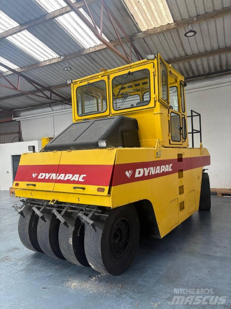 Dynapac CP 271 Пневматични гумени  ролки
