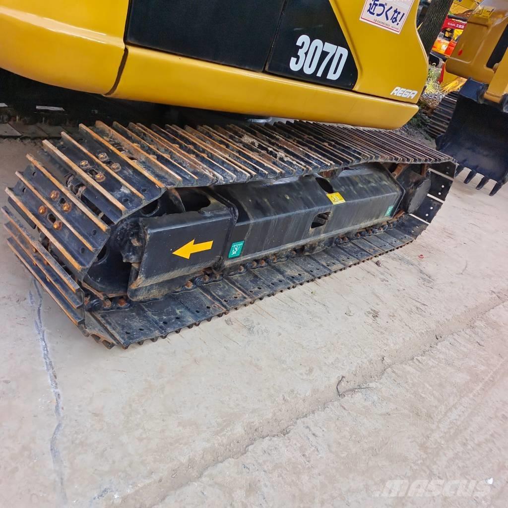 CAT 307 D Средни екскаватори 7т - 12т
