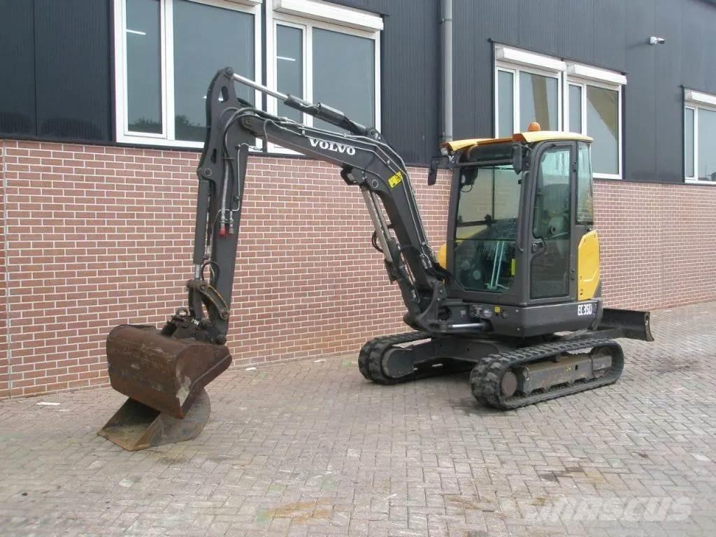 Volvo EC35D Мини екскаватори < 7 т