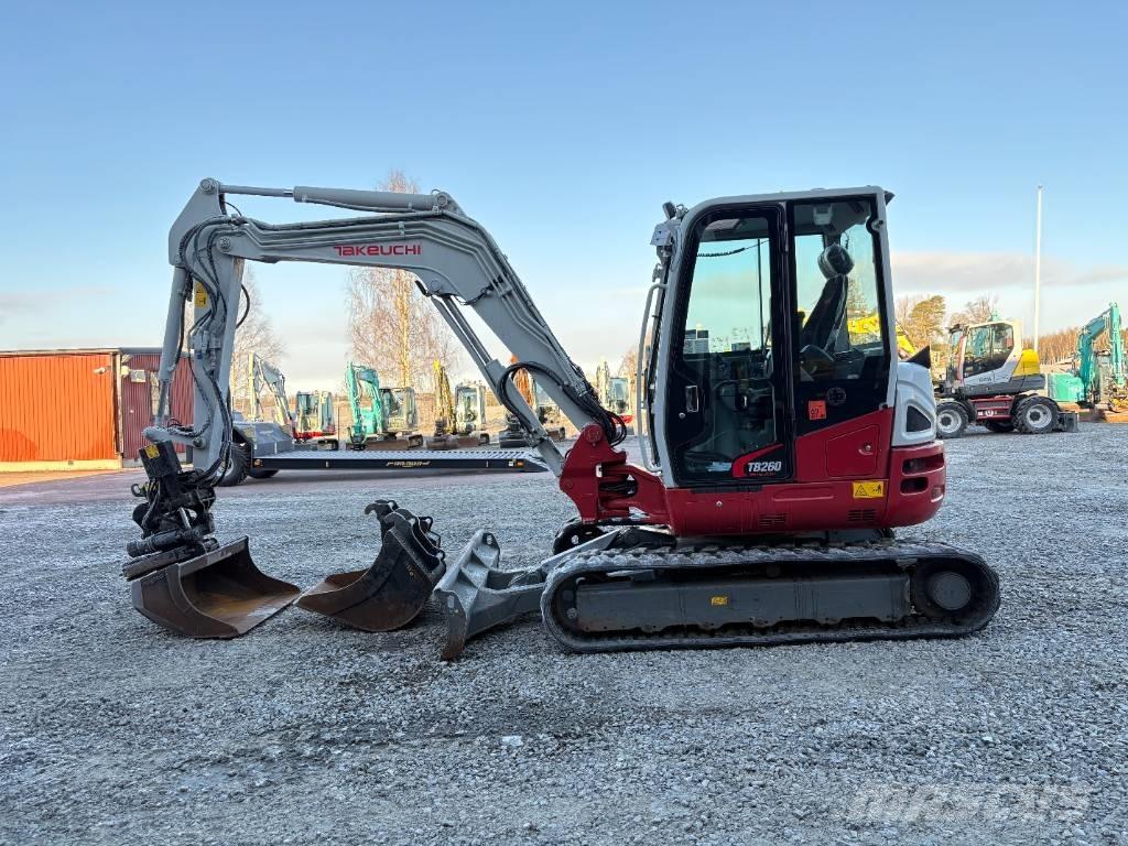 Takeuchi TB260 Мини екскаватори < 7 т