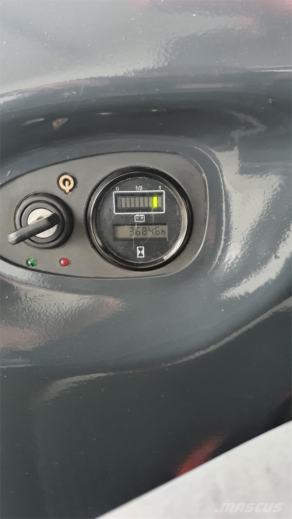 Linde L14AP Самоходни товарачи