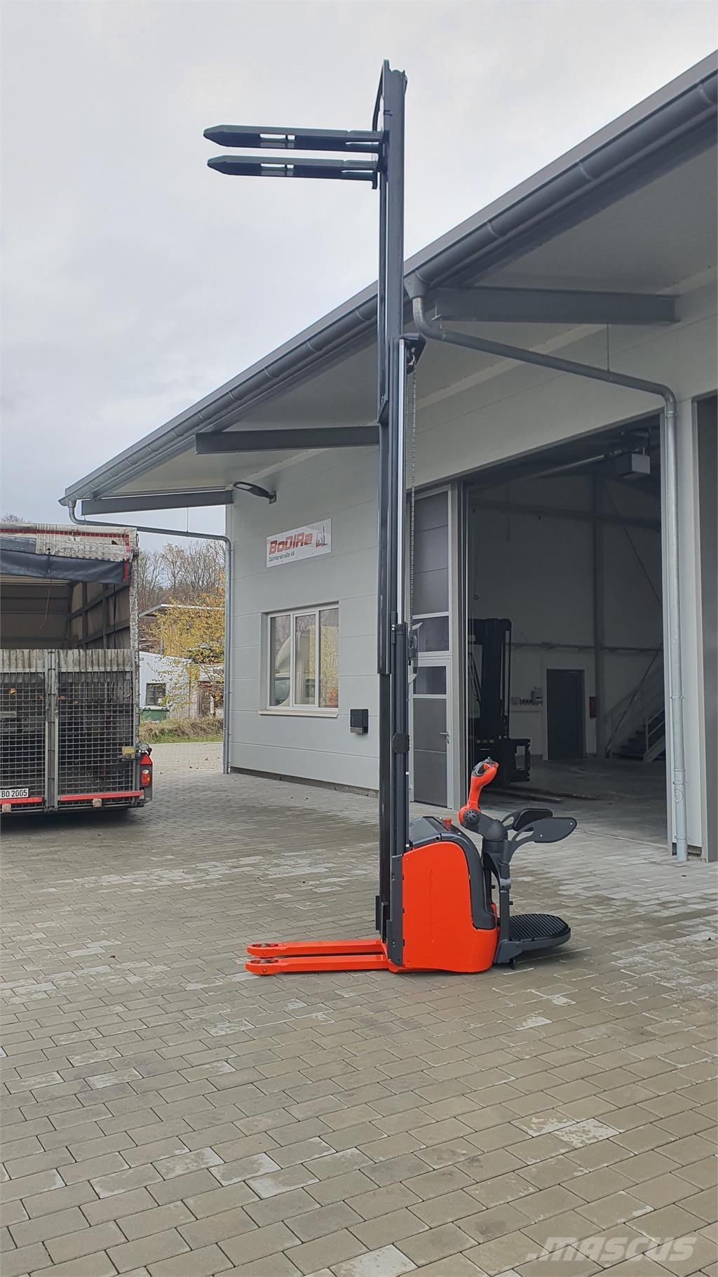 Linde L14AP Самоходни товарачи