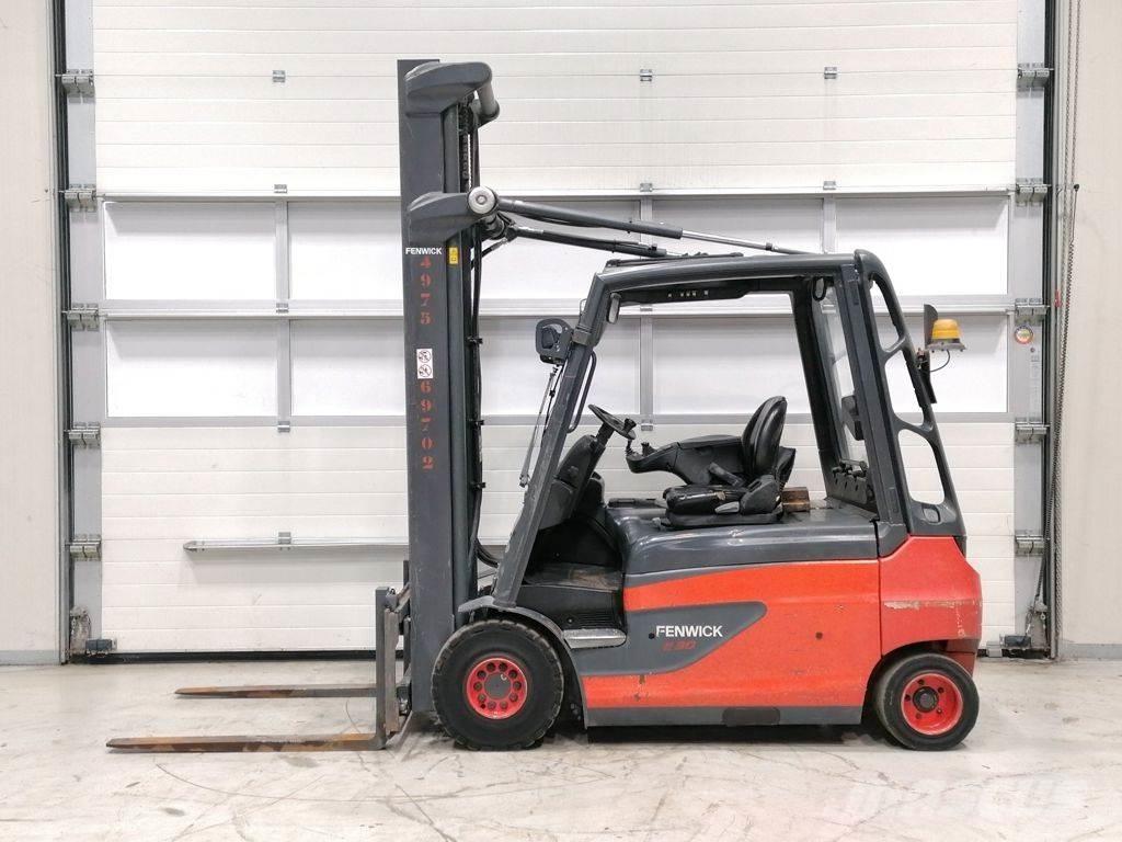 Linde E30L-01 Електрически вилични кари-повдигачи