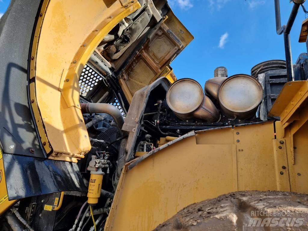 CAT 980 M Колесни товарачи