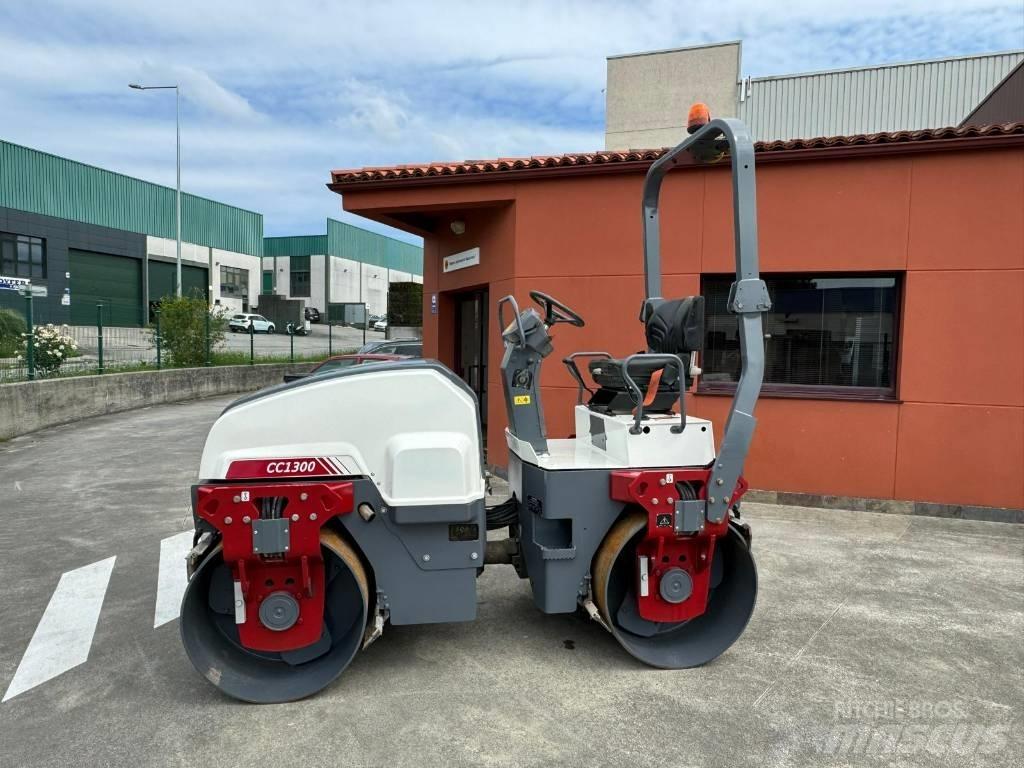 Dynapac CC 1300VI Двойни барабанни ролки
