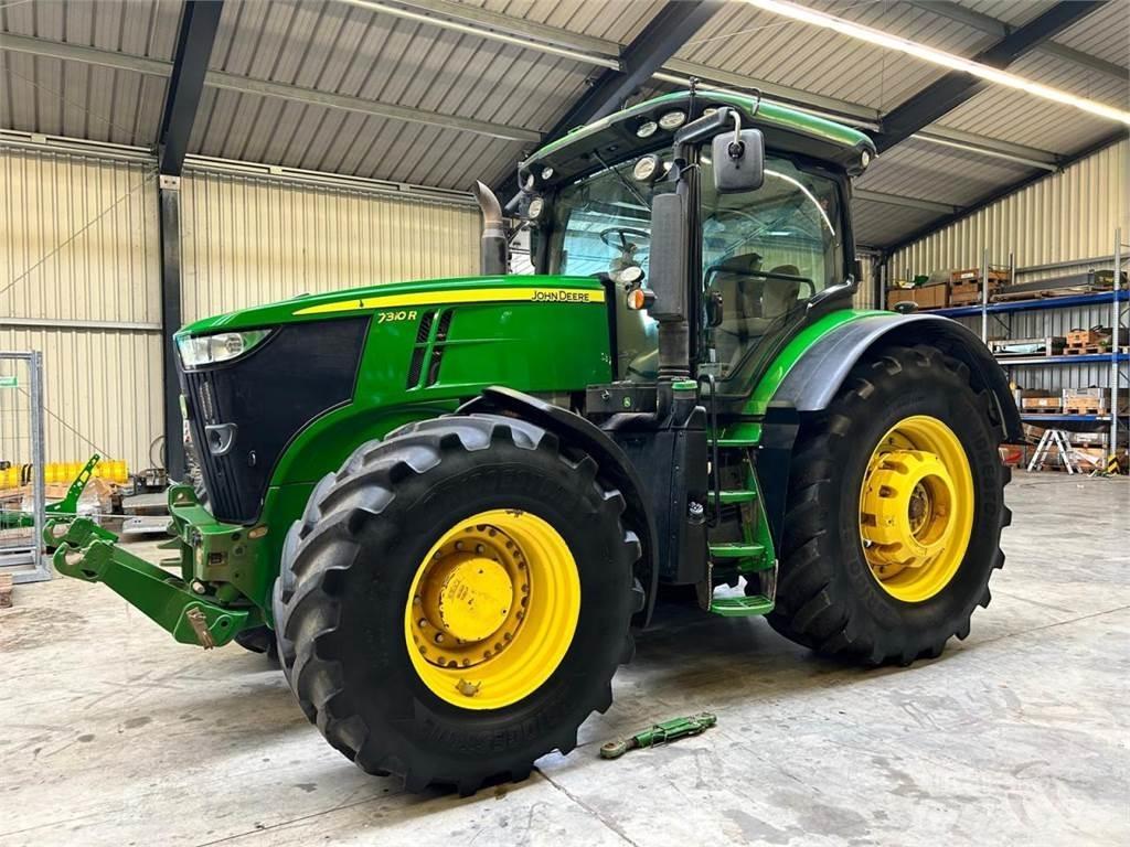 John Deere 7310R Трактори