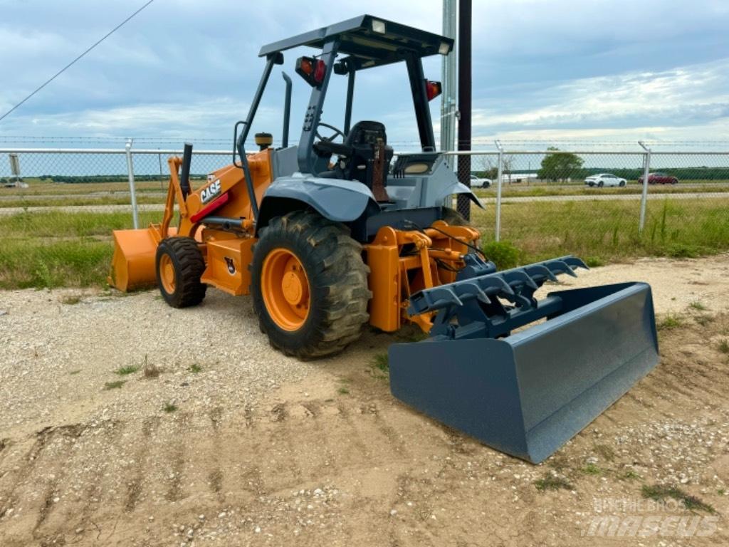 CASE 570 M XT Колесни товарачи