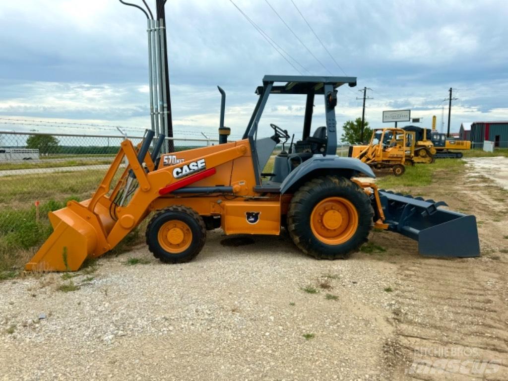 CASE 570 M XT Колесни товарачи
