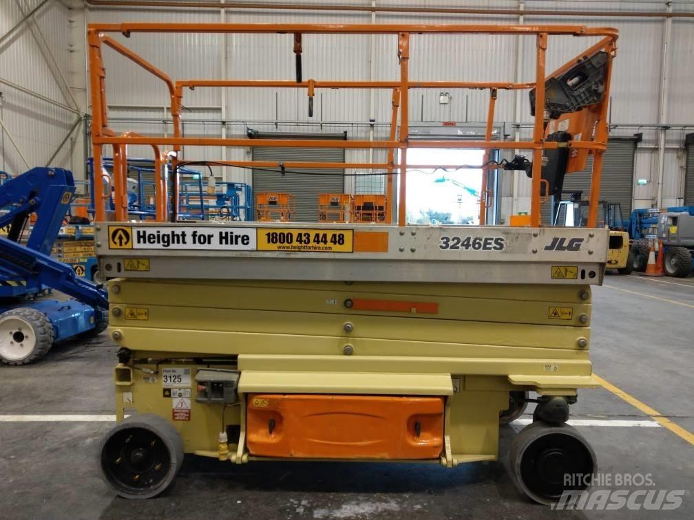 JLG ES 3246 Ножични работни платформи