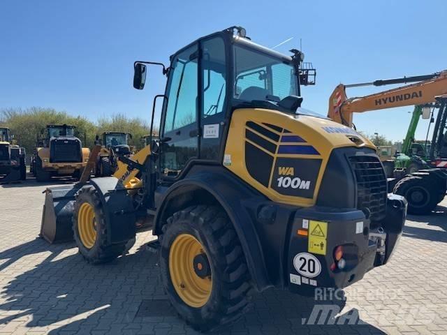Komatsu WA 100 M Колесни товарачи