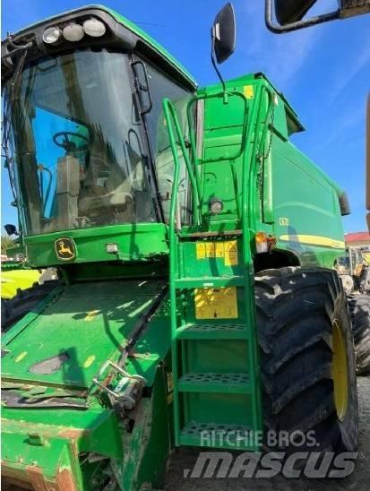 John Deere C 670 Комбайни