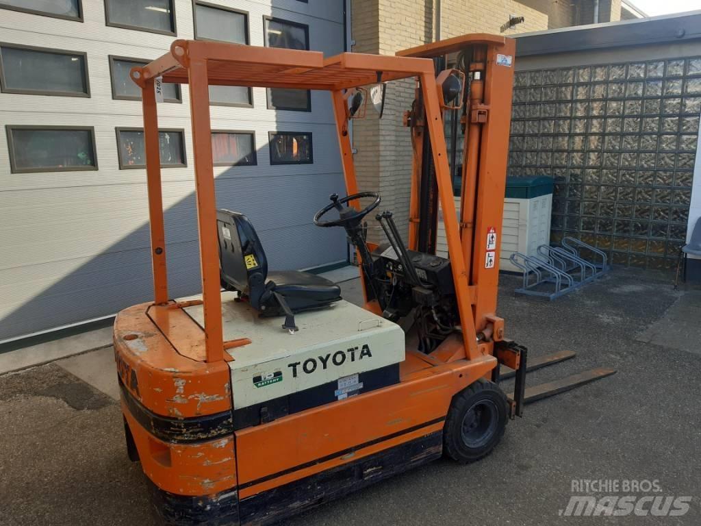 Toyota 2 FBE 18 Електрически вилични кари-повдигачи