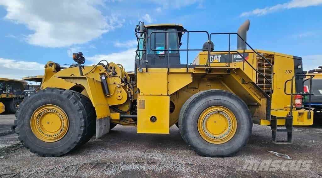 CAT 988 K Колесни товарачи