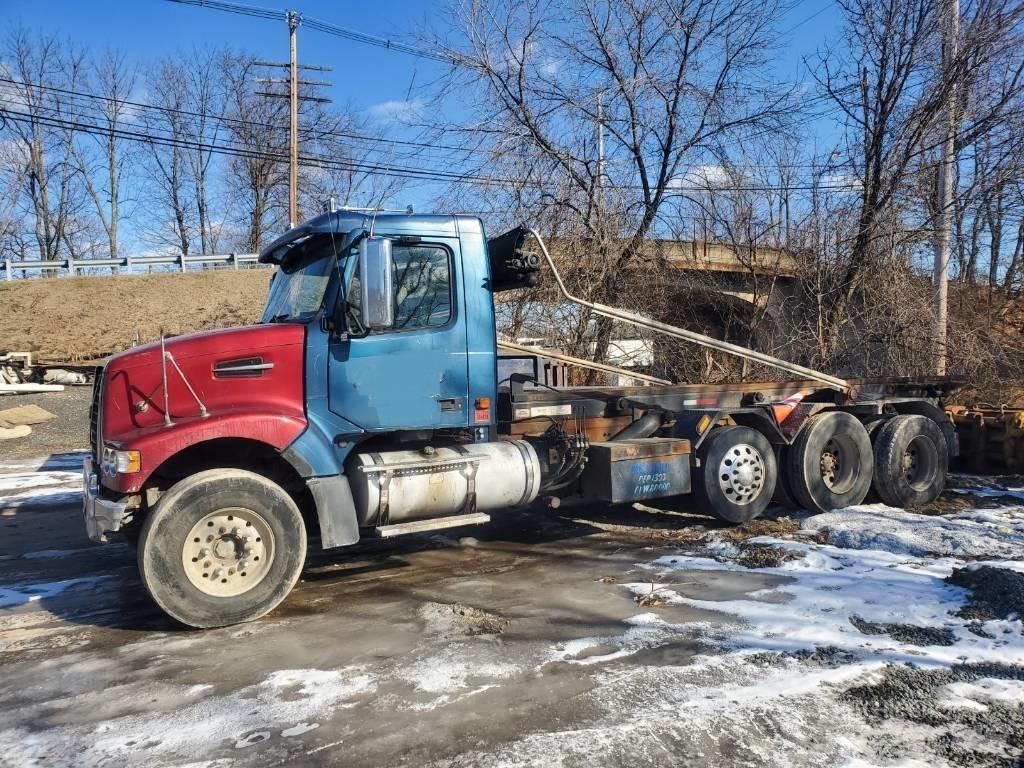 Volvo VHD84F Разглобяеми надстойки