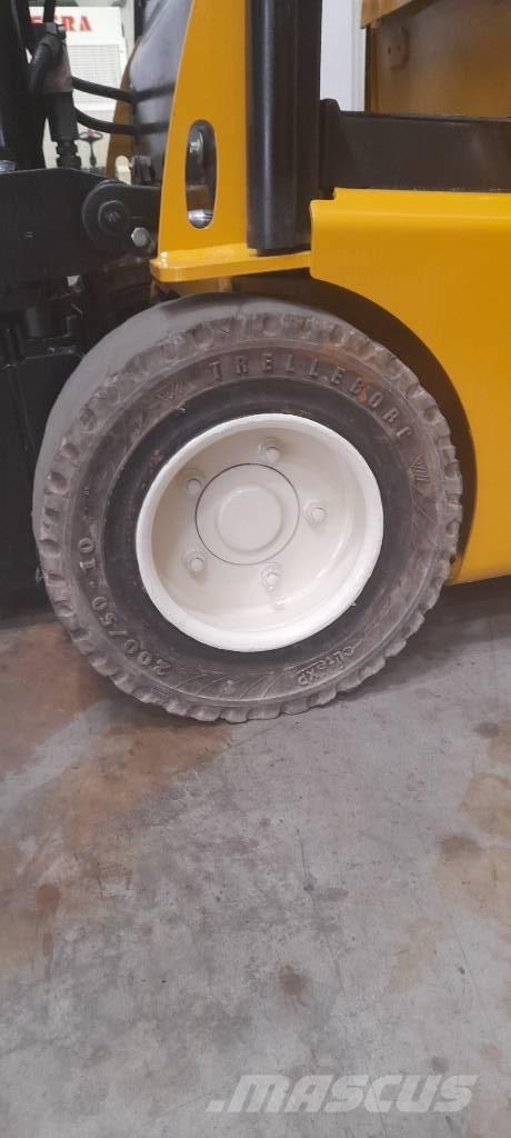 Yale ERP 20 VT MWB Електрически вилични кари-повдигачи