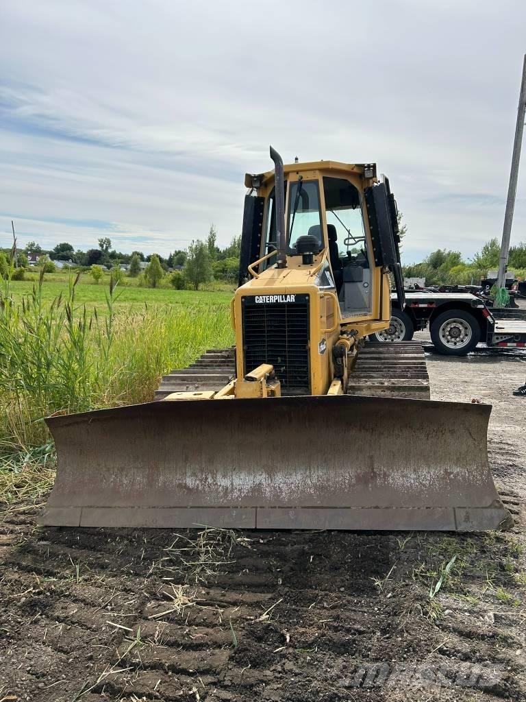 CAT D 3 G LGP Верижни булдозери
