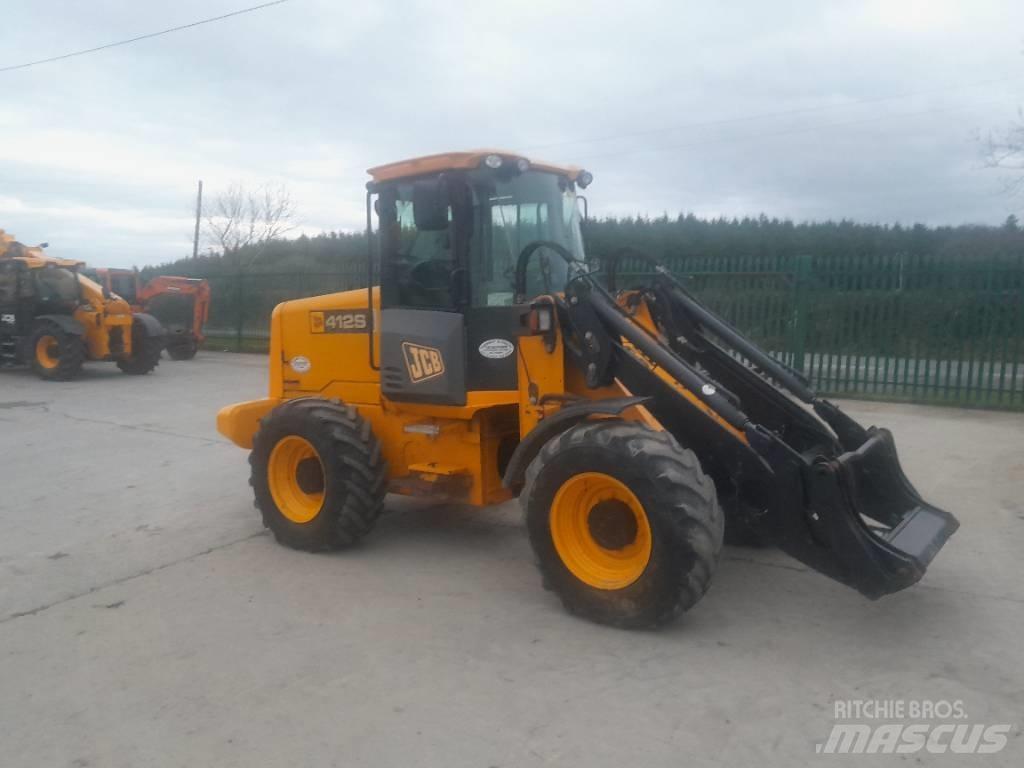 JCB 412 Колесни товарачи