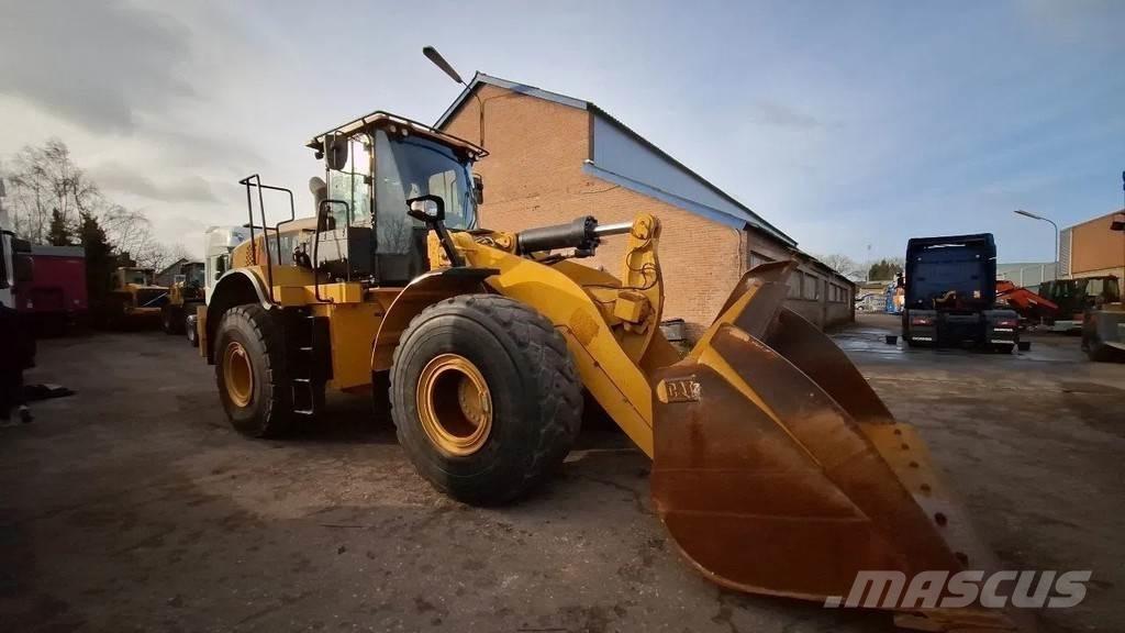 CAT 972M Met EPA Колесни товарачи