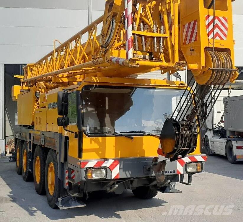 Liebherr 1070/1 Всъдеходни кранове