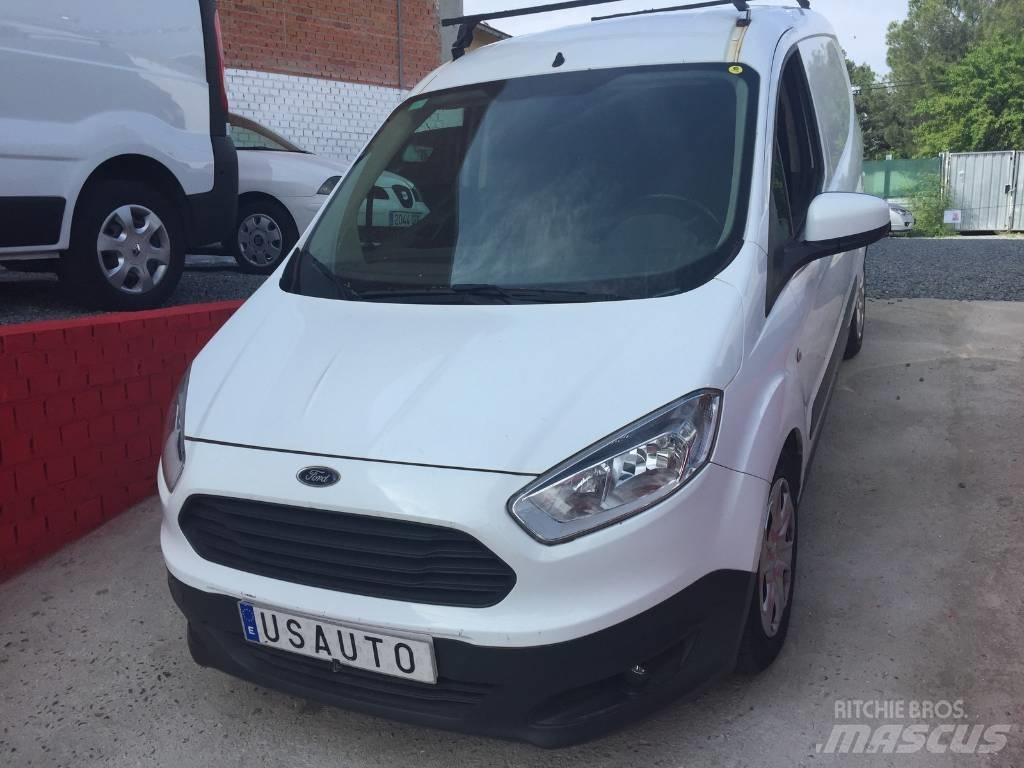 Ford Courier Фургони
