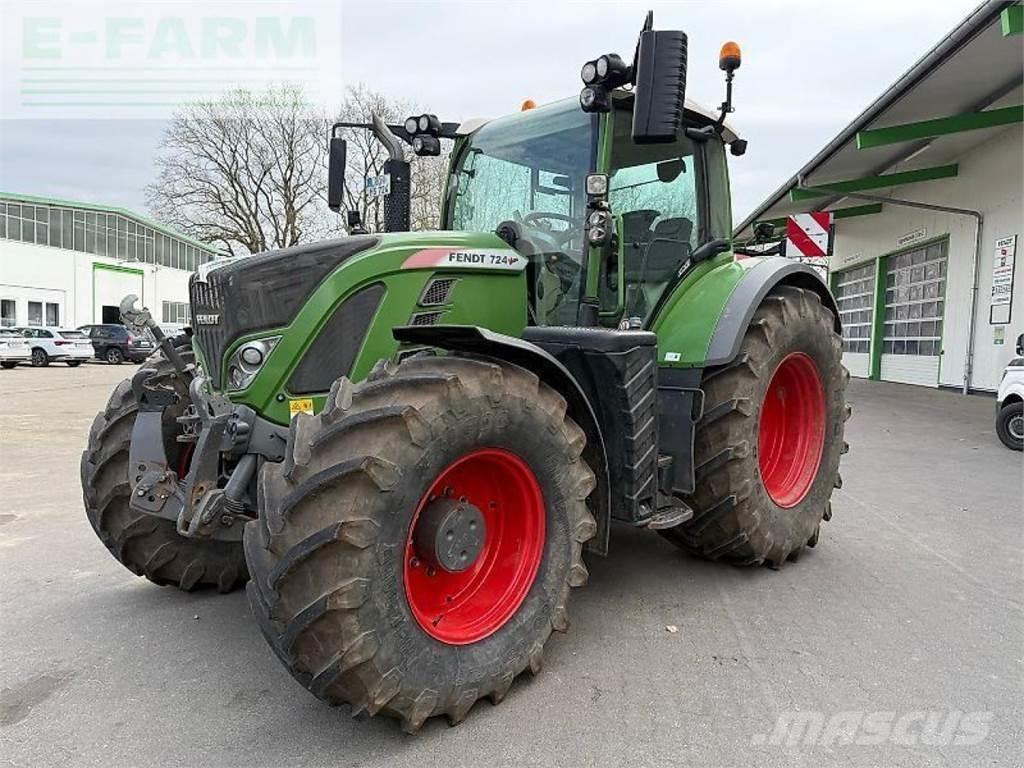Fendt 724 vario s4 Трактори