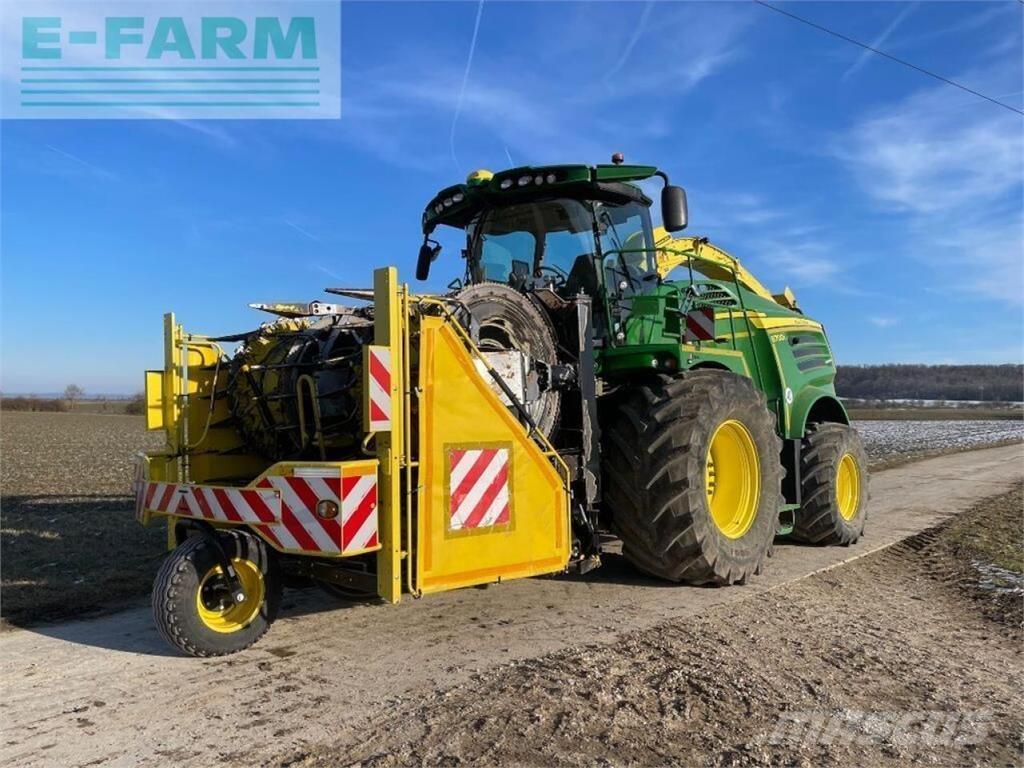 John Deere 8700i Самоходни фуражири